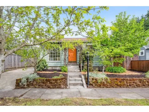 2620 Se 61st Avenue Portland OR 97206