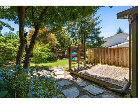 7000 Sw Royal Oak Court Portland OR 97223