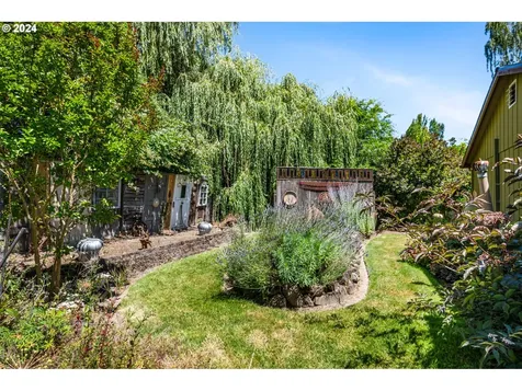 7000 Sw Royal Oak Court Portland OR 97223