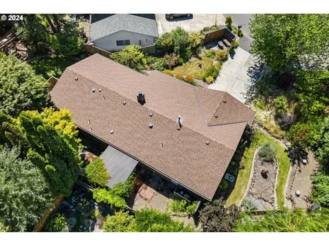 7000 Sw Royal Oak Court Portland OR 97223