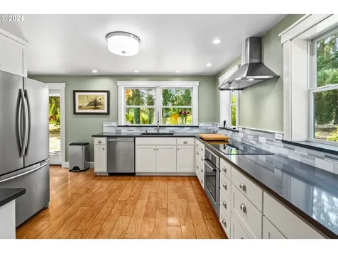 85740 Jasper Park Road Pleasant Hill OR 97455