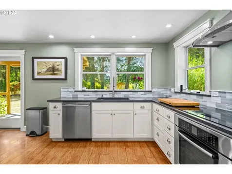 85740 Jasper Park Road Pleasant Hill OR 97455