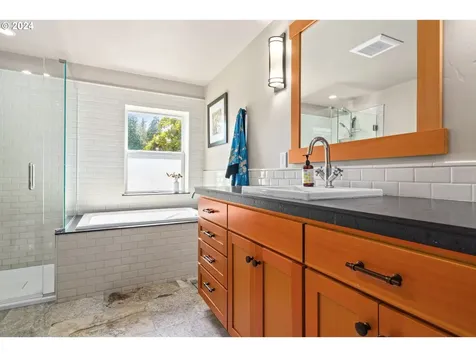 85740 Jasper Park Road Pleasant Hill OR 97455