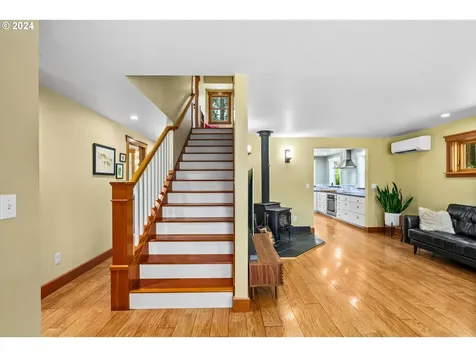 85740 Jasper Park Road Pleasant Hill OR 97455