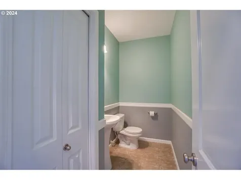 308 Sycamore Street Woodland WA 98674