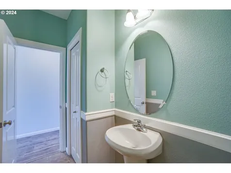 308 Sycamore Street Woodland WA 98674