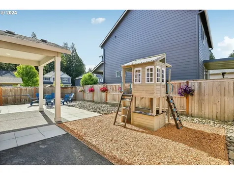 1817 Ne 171st Street Ridgefield WA 98642