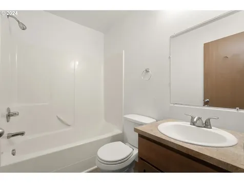 331 Nw Freeman Avenue Hillsboro OR 97124