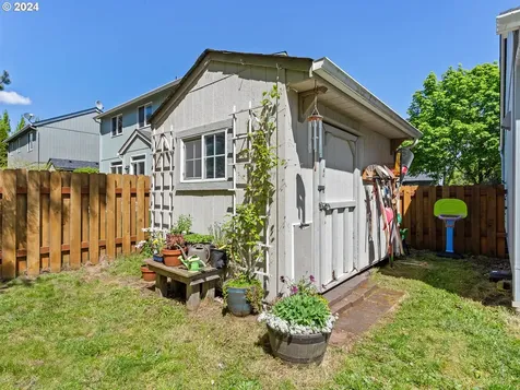 1808 Se 185th Place Vancouver WA 98683