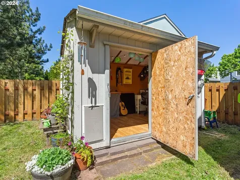 1808 Se 185th Place Vancouver WA 98683