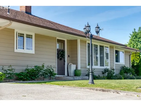 39560 Pleasant Street Sandy OR 97055