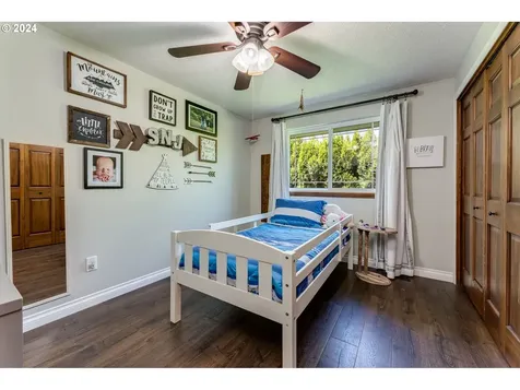 39560 Pleasant Street Sandy OR 97055