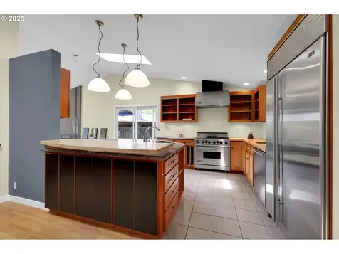 1656 Russet Drive Eugene OR 97401