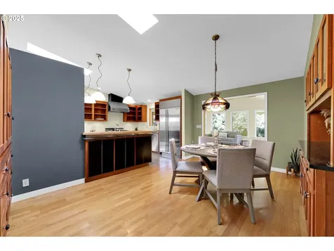 1656 Russet Drive Eugene OR 97401