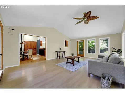 1656 Russet Drive Eugene OR 97401