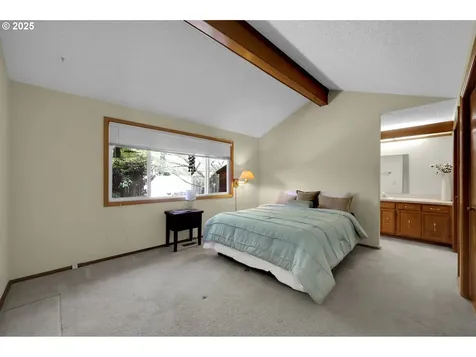 1656 Russet Drive Eugene OR 97401