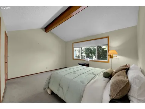 1656 Russet Drive Eugene OR 97401