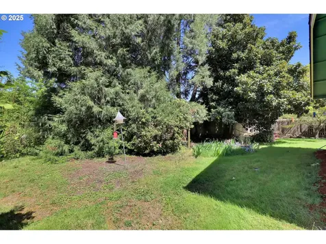 1656 Russet Drive Eugene OR 97401