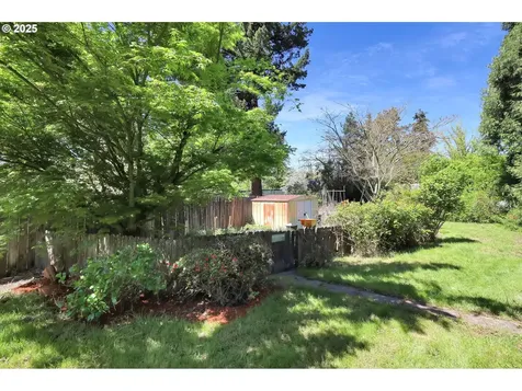 1656 Russet Drive Eugene OR 97401