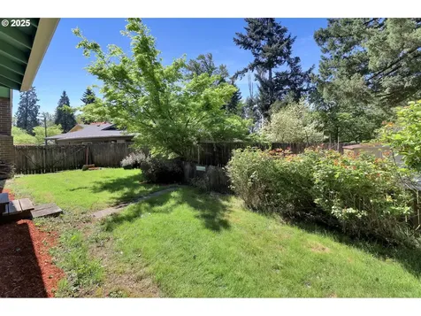 1656 Russet Drive Eugene OR 97401
