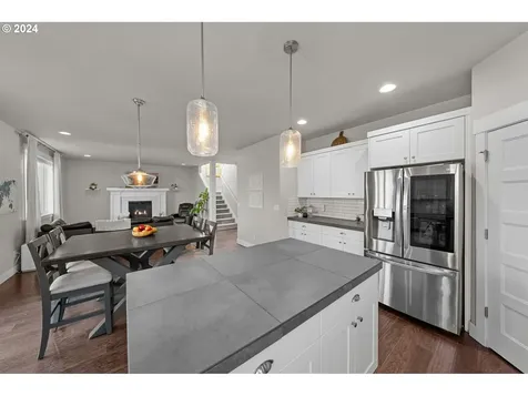 1306 NE Hoover Loop Bend OR 97701