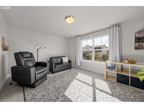 1306 NE Hoover Loop Bend OR 97701