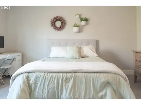 1306 NE Hoover Loop Bend OR 97701