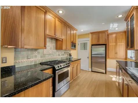 2124 Ne 54th Avenue Portland OR 97213