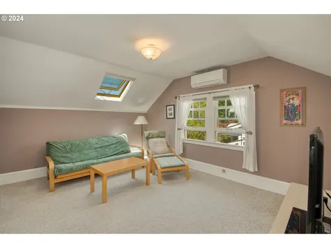 2124 Ne 54th Avenue Portland OR 97213