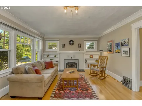 2124 Ne 54th Avenue Portland OR 97213