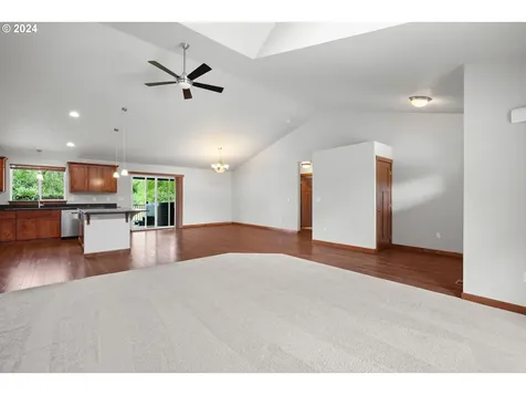 86002 Edenvale Road Pleasant Hill OR 97455