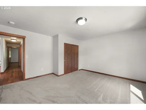 86002 Edenvale Road Pleasant Hill OR 97455