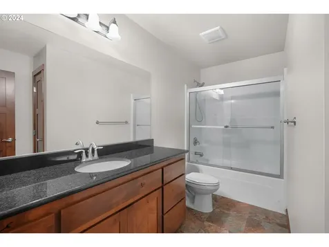 86002 Edenvale Road Pleasant Hill OR 97455