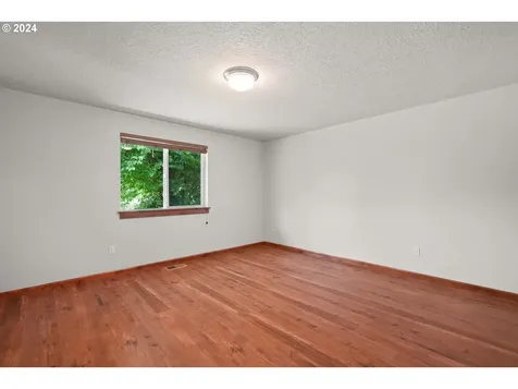 86002 Edenvale Road Pleasant Hill OR 97455