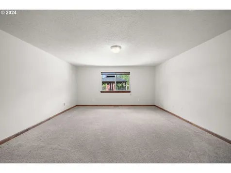 86002 Edenvale Road Pleasant Hill OR 97455