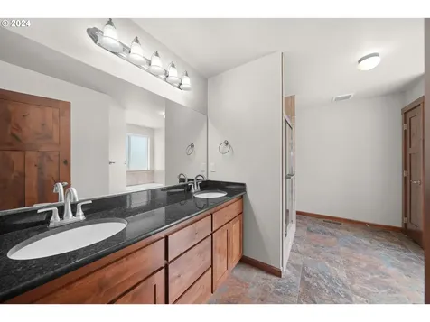 86002 Edenvale Road Pleasant Hill OR 97455
