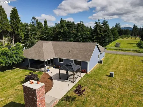 86002 Edenvale Road Pleasant Hill OR 97455