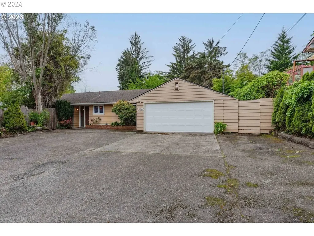 1025 Redwood Avenue Coos Bay OR 97420