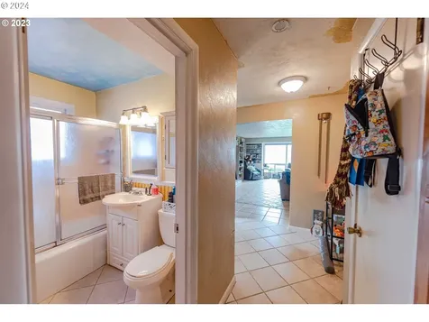 1025 Redwood Avenue Coos Bay OR 97420