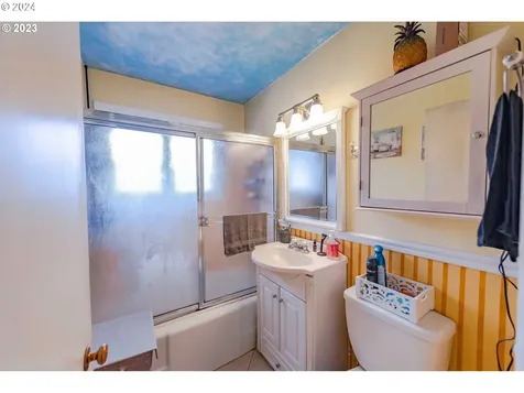 1025 Redwood Avenue Coos Bay OR 97420