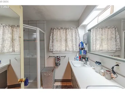 1025 Redwood Avenue Coos Bay OR 97420