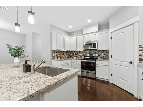 2015 34th Street Washougal WA 98671