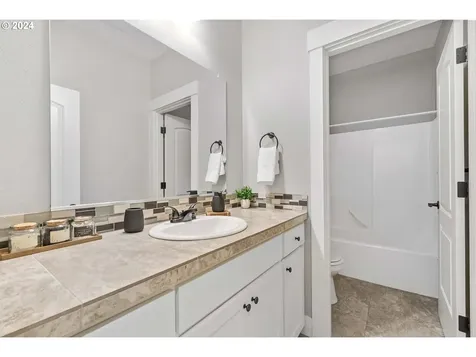 2015 34th Street Washougal WA 98671