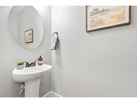 2015 34th Street Washougal WA 98671