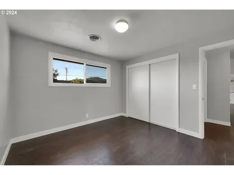 2466 Corral Court Springfield OR 97477