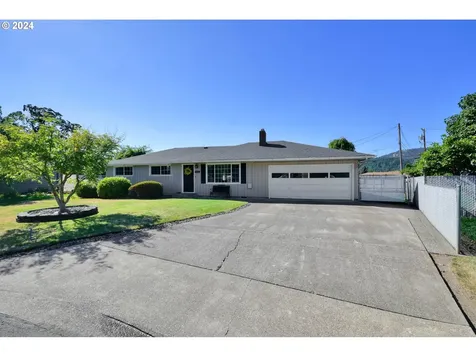 2466 Corral Court Springfield OR 97477