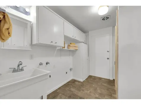 2466 Corral Court Springfield OR 97477