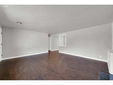 2466 Corral Court Springfield OR 97477