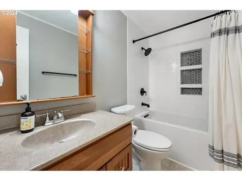17101 SW Ivy Glenn Street Beaverton OR 97007