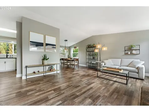 17101 SW Ivy Glenn Street Beaverton OR 97007